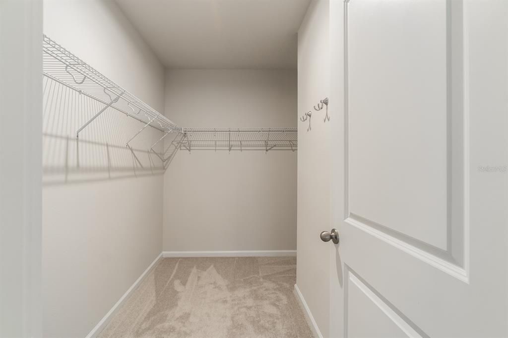 В аренду: $2,350 (4 спален, 2 ванн, 1532 Квадратных фут)