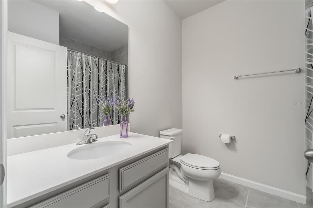 В аренду: $2,350 (4 спален, 2 ванн, 1532 Квадратных фут)