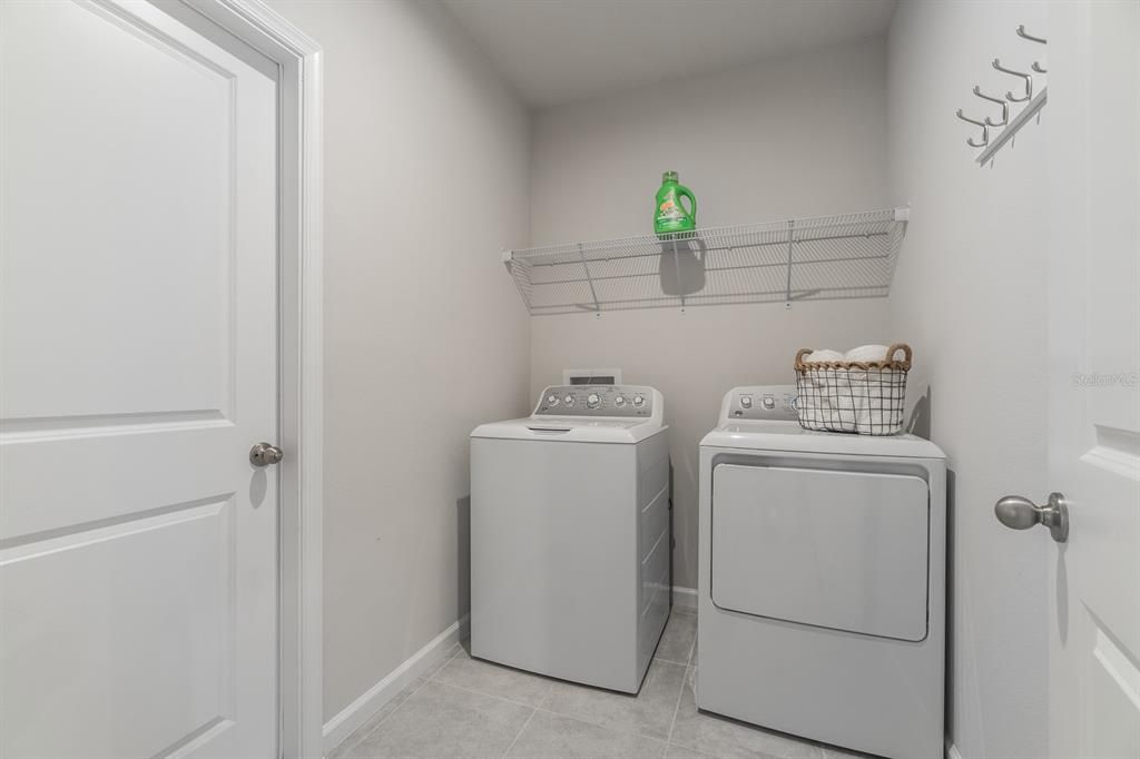 В аренду: $2,350 (4 спален, 2 ванн, 1532 Квадратных фут)