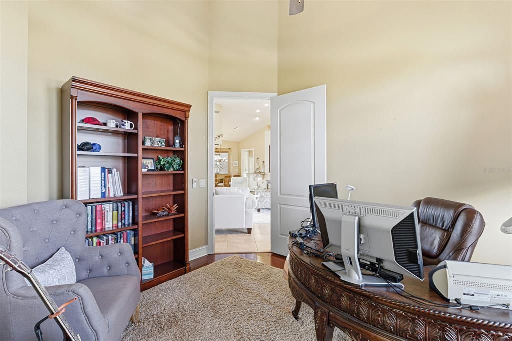 For Sale: $1,149,000 (3 beds, 2 baths, 3077 Square Feet)