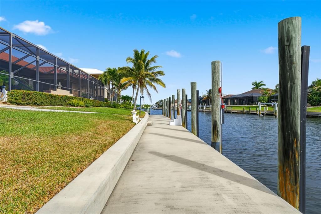 For Sale: $1,149,000 (3 beds, 2 baths, 3077 Square Feet)