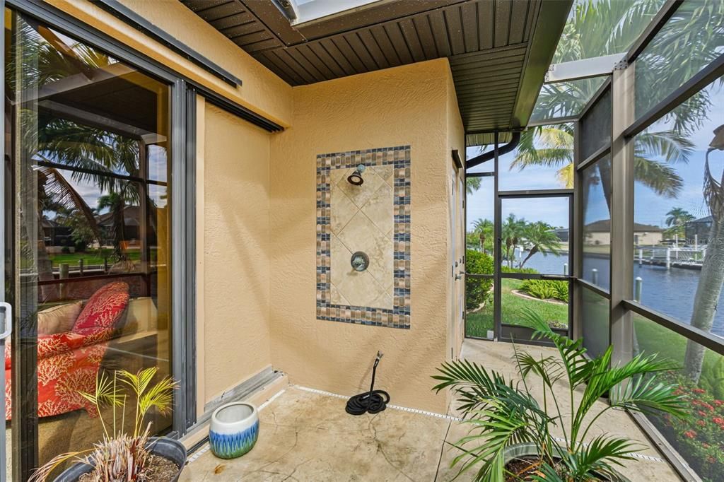 For Sale: $1,149,000 (3 beds, 2 baths, 3077 Square Feet)