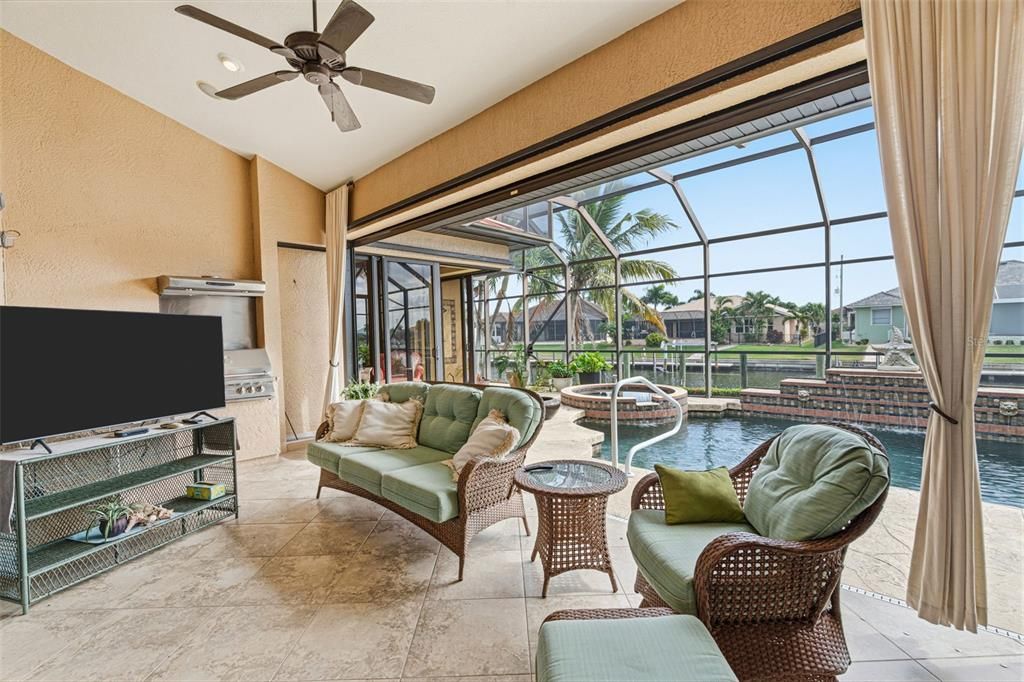 For Sale: $1,149,000 (3 beds, 2 baths, 3077 Square Feet)