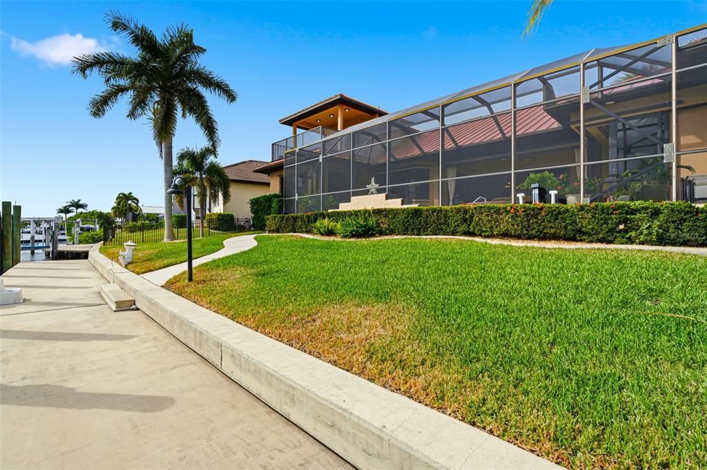 For Sale: $1,149,000 (3 beds, 2 baths, 3077 Square Feet)