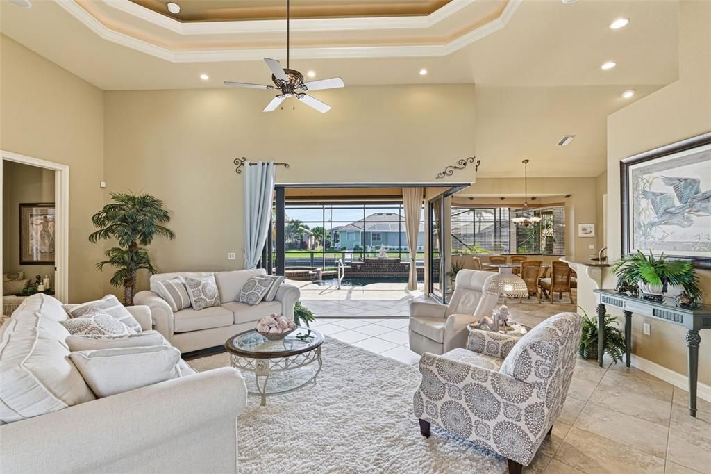 For Sale: $1,149,000 (3 beds, 2 baths, 3077 Square Feet)