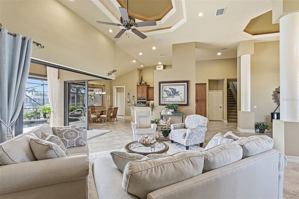 For Sale: $1,149,000 (3 beds, 2 baths, 3077 Square Feet)