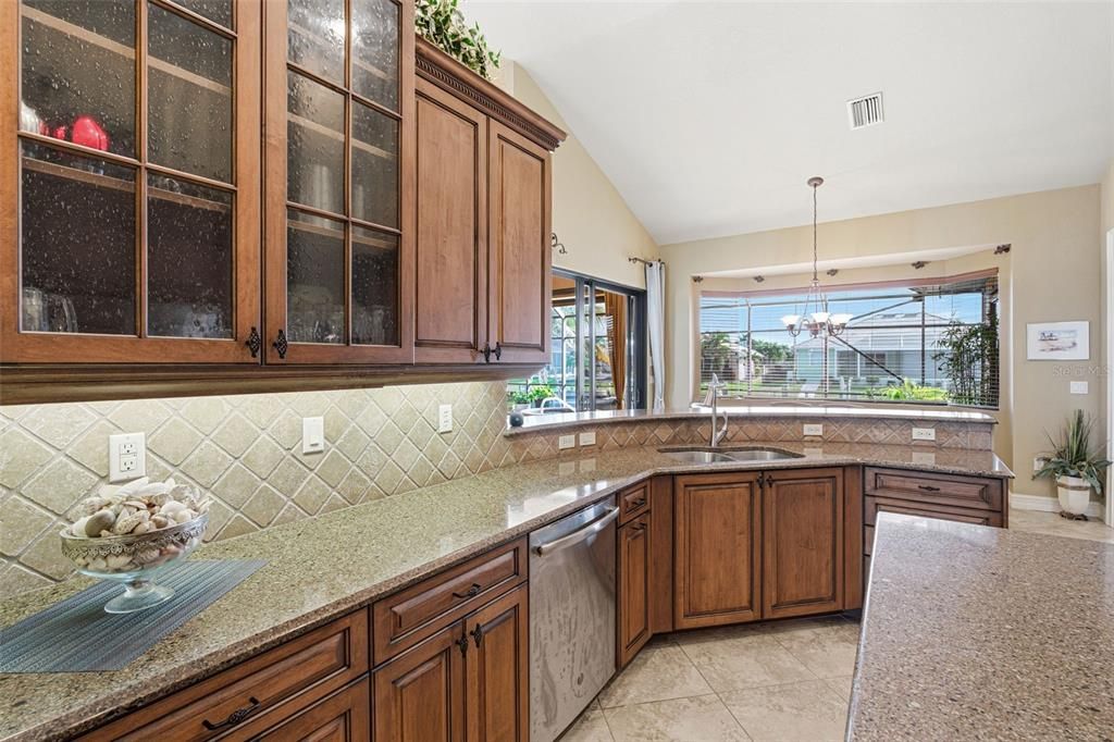 For Sale: $1,149,000 (3 beds, 2 baths, 3077 Square Feet)