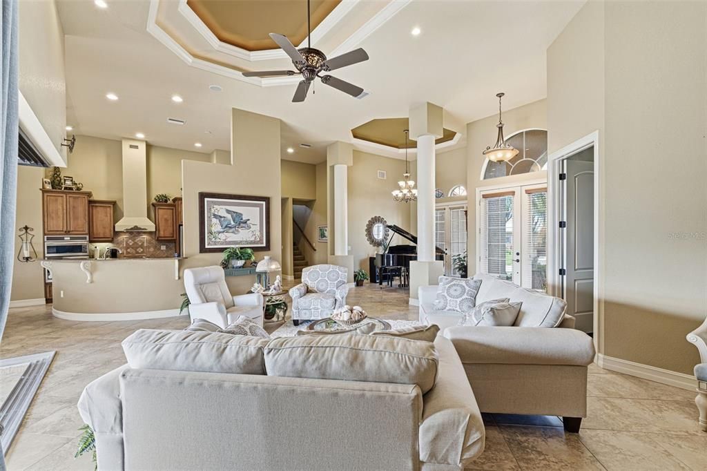 For Sale: $1,149,000 (3 beds, 2 baths, 3077 Square Feet)