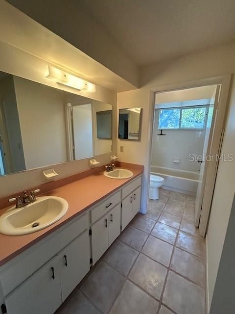 待售: $214,900 (2 贝兹, 2 浴室, 1432 平方英尺)