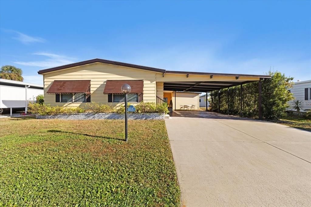 For Sale: $195,000 (2 beds, 2 baths, 1456 Square Feet)