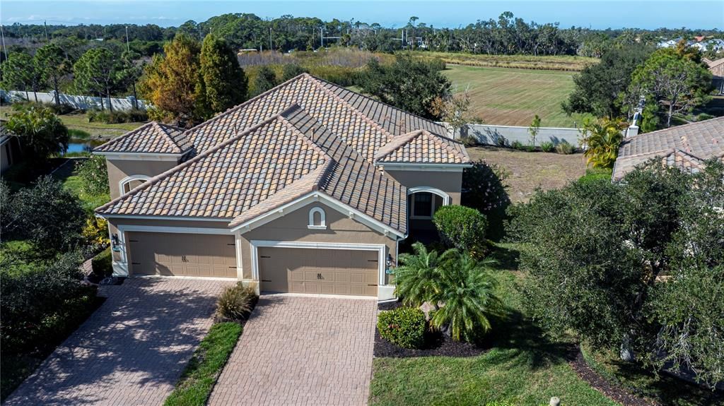 For Sale: $334,900 (2 beds, 2 baths, 1532 Square Feet)