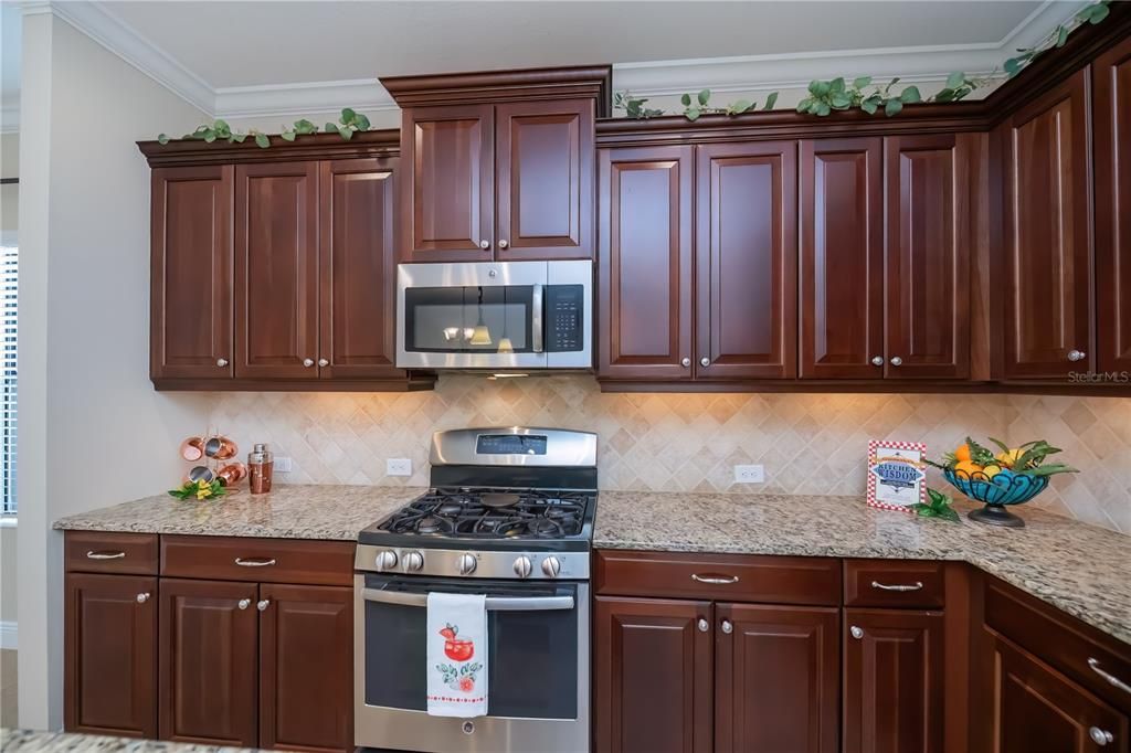 For Sale: $334,900 (2 beds, 2 baths, 1532 Square Feet)