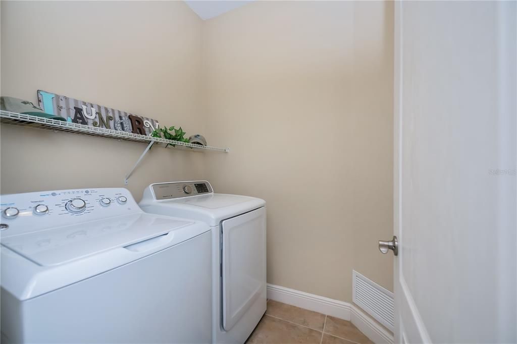 For Sale: $334,900 (2 beds, 2 baths, 1532 Square Feet)