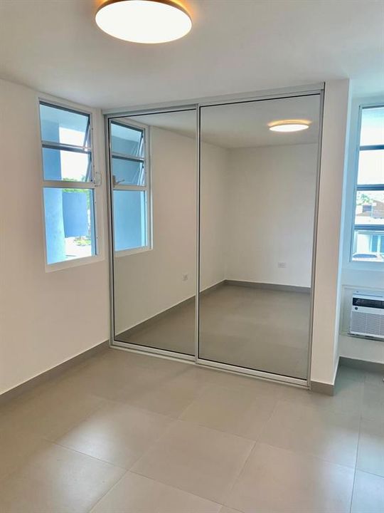 В аренду: $2,500 (3 спален, 2 ванн, 1260 Квадратных фут)