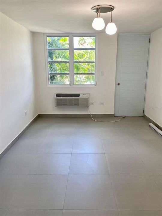 В аренду: $2,500 (3 спален, 2 ванн, 1260 Квадратных фут)