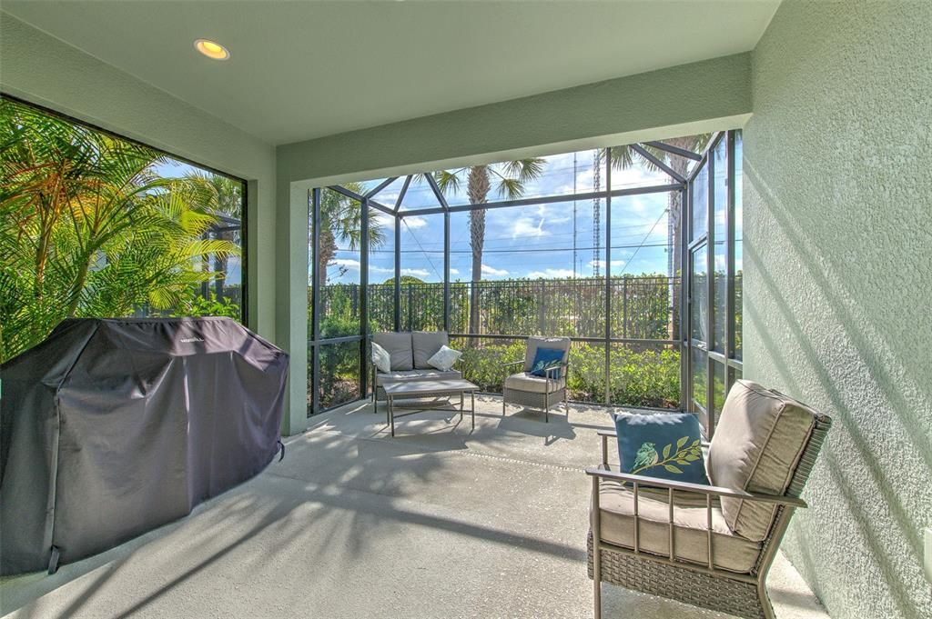 На продажу: $340,000 (2 спален, 2 ванн, 1435 Квадратных фут)