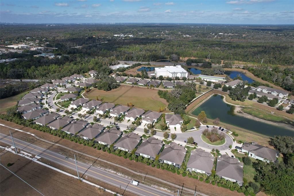 На продажу: $340,000 (2 спален, 2 ванн, 1435 Квадратных фут)