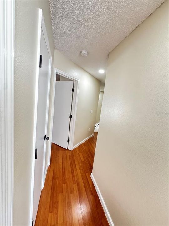 For Rent: $2,050 (3 beds, 2 baths, 1460 Square Feet)