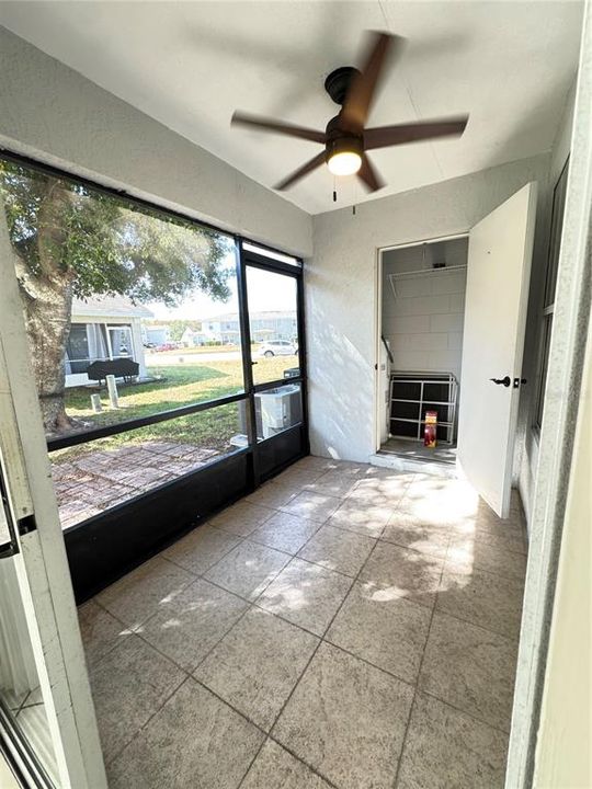 For Rent: $2,050 (3 beds, 2 baths, 1460 Square Feet)