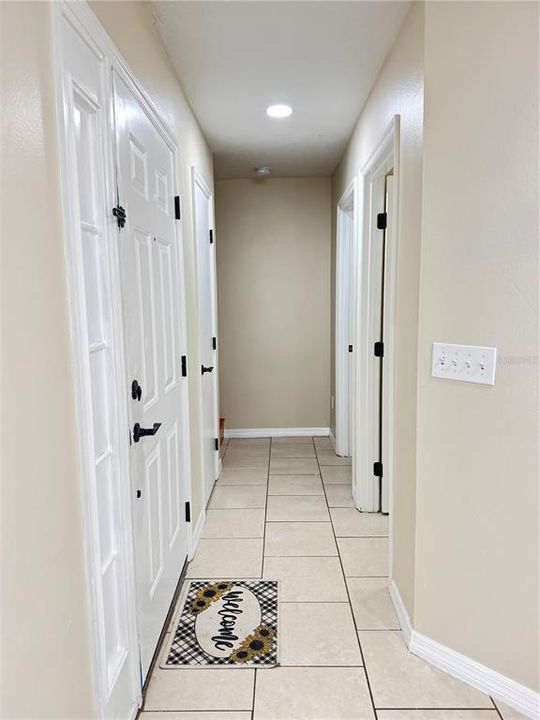 For Rent: $2,050 (3 beds, 2 baths, 1460 Square Feet)