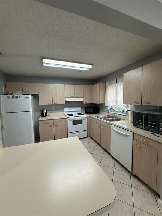 For Sale: $484,999 (3 beds, 2 baths, 1620 Square Feet)