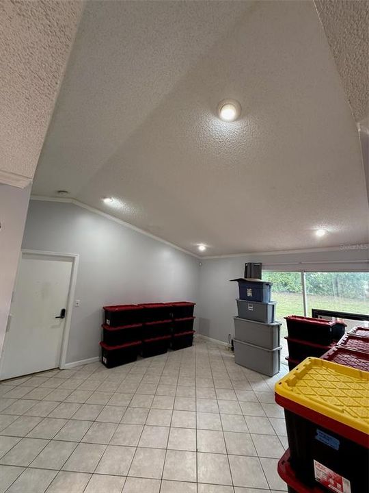 For Sale: $484,999 (3 beds, 2 baths, 1620 Square Feet)