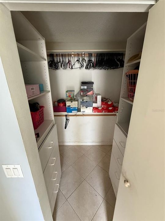 For Sale: $484,999 (3 beds, 2 baths, 1620 Square Feet)