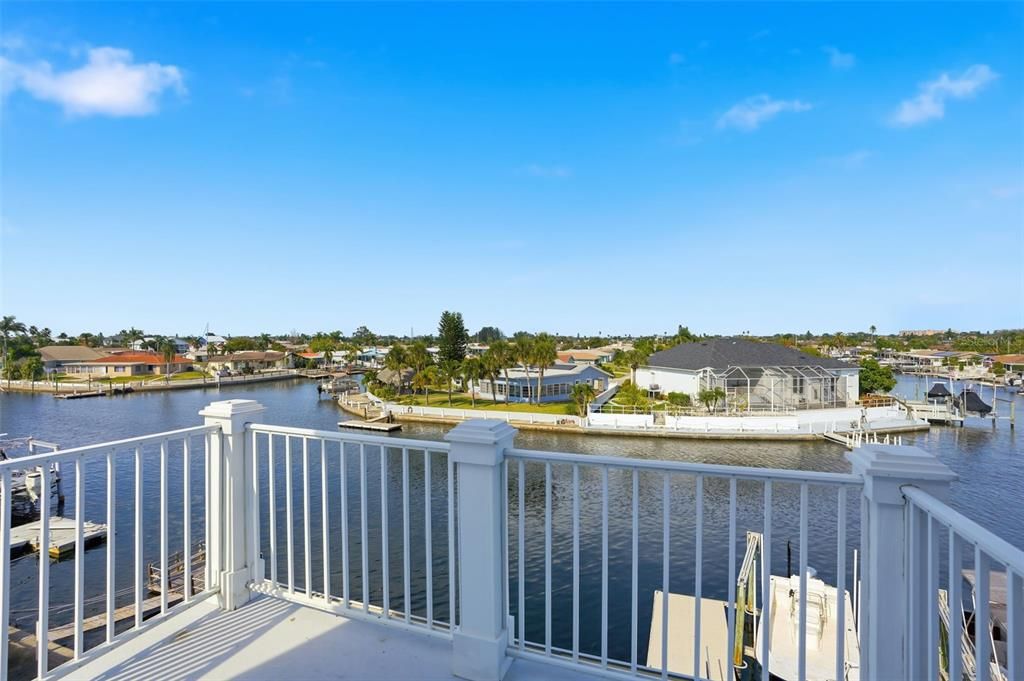 На продажу: $1,499,950 (3 спален, 2 ванн, 2580 Квадратных фут)