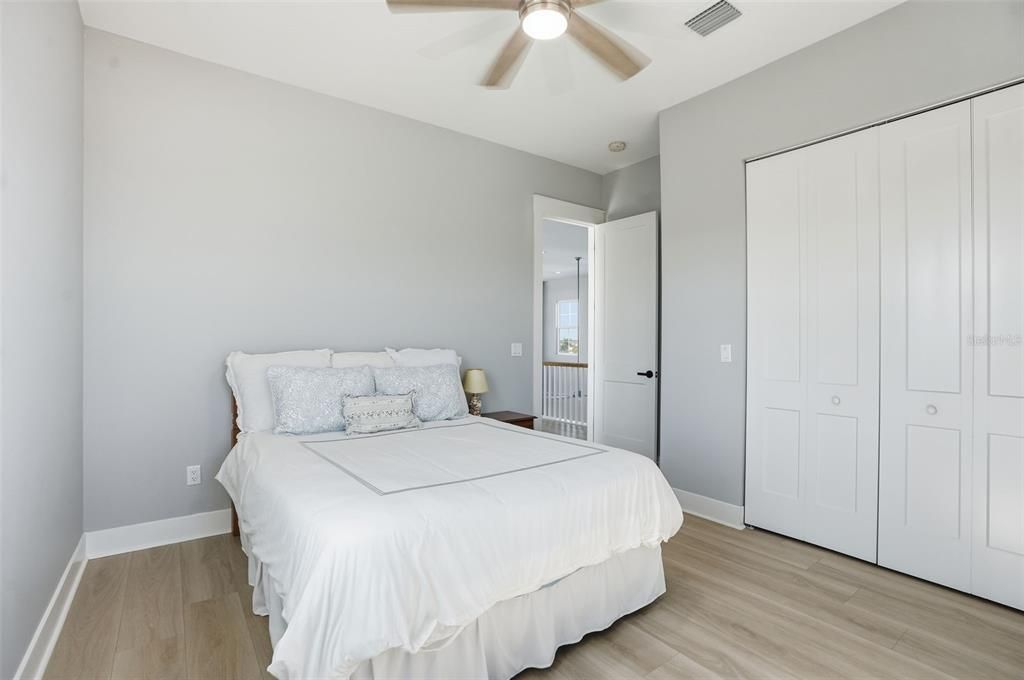 На продажу: $1,499,950 (3 спален, 2 ванн, 2580 Квадратных фут)