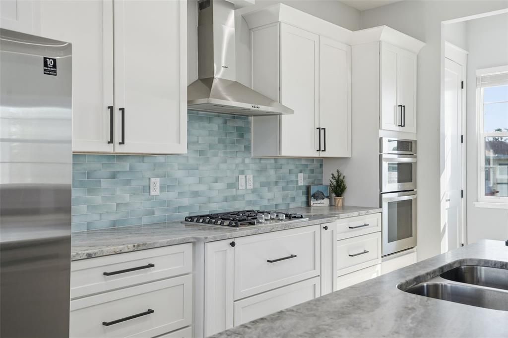 На продажу: $1,499,950 (3 спален, 2 ванн, 2580 Квадратных фут)