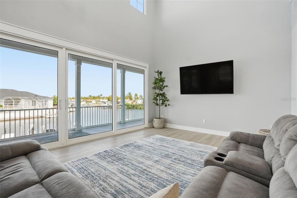 На продажу: $1,499,950 (3 спален, 2 ванн, 2580 Квадратных фут)