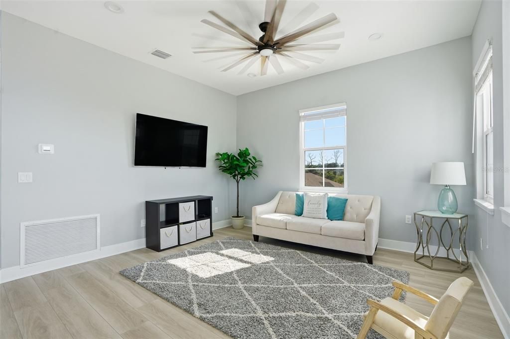 На продажу: $1,499,950 (3 спален, 2 ванн, 2580 Квадратных фут)