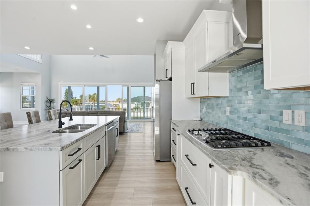 На продажу: $1,499,950 (3 спален, 2 ванн, 2580 Квадратных фут)