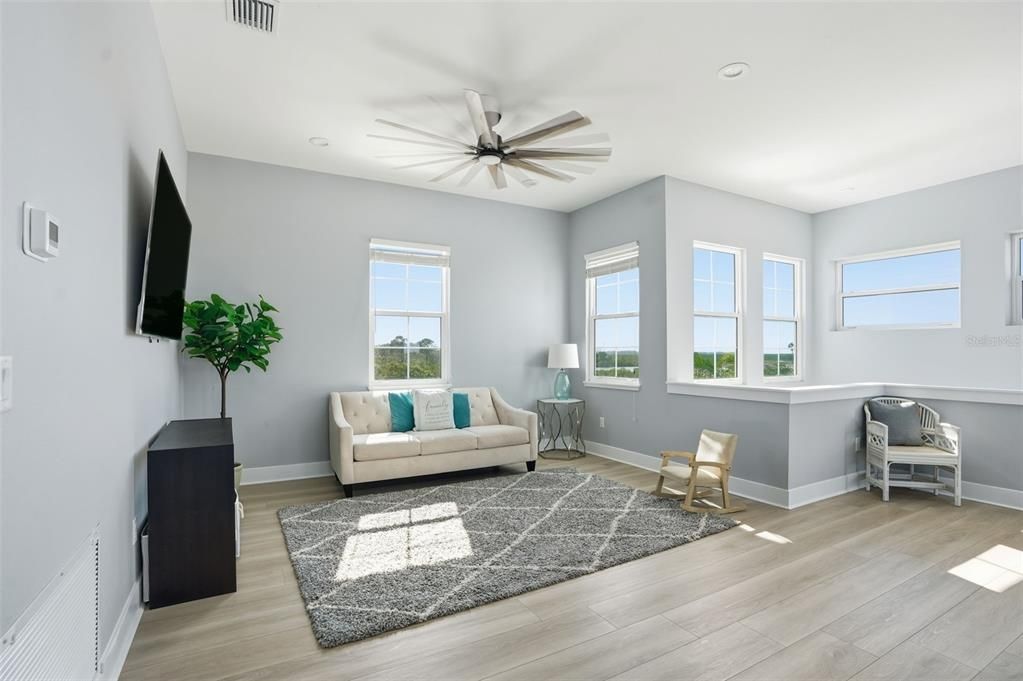 На продажу: $1,499,950 (3 спален, 2 ванн, 2580 Квадратных фут)