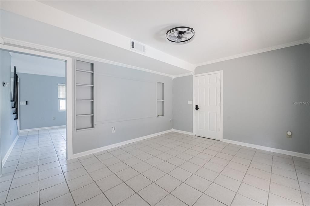 出租: $2,500 (4 贝兹, 2 浴室, 1710 平方英尺)