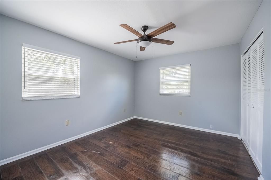 出租: $2,500 (4 贝兹, 2 浴室, 1710 平方英尺)