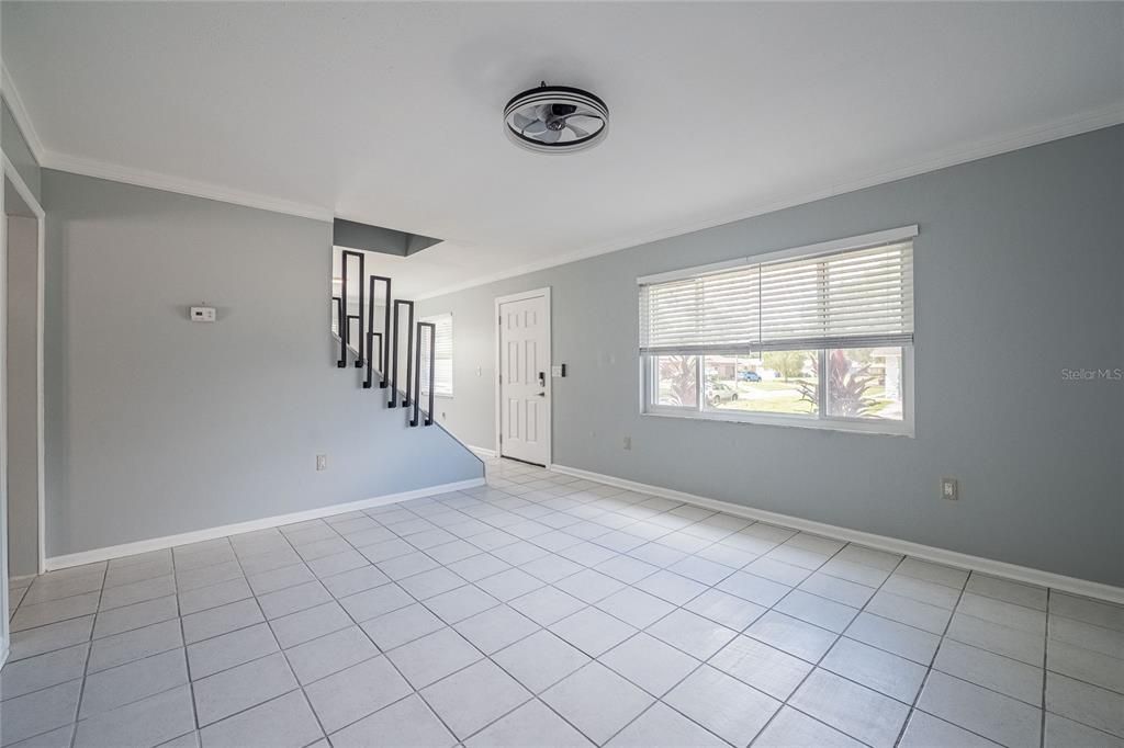 出租: $2,500 (4 贝兹, 2 浴室, 1710 平方英尺)