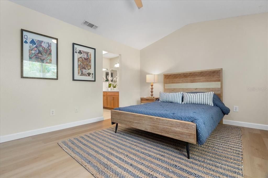 En Venta: $252,800 (3 camas, 2 baños, 1817 Pies cuadrados)