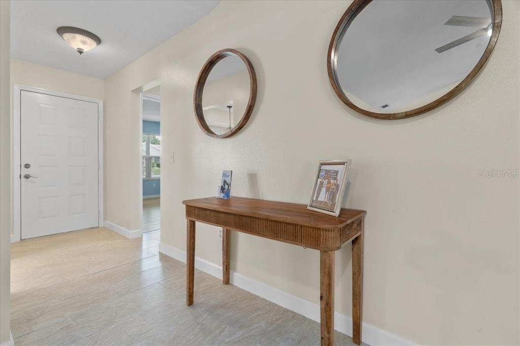 En Venta: $252,800 (3 camas, 2 baños, 1817 Pies cuadrados)