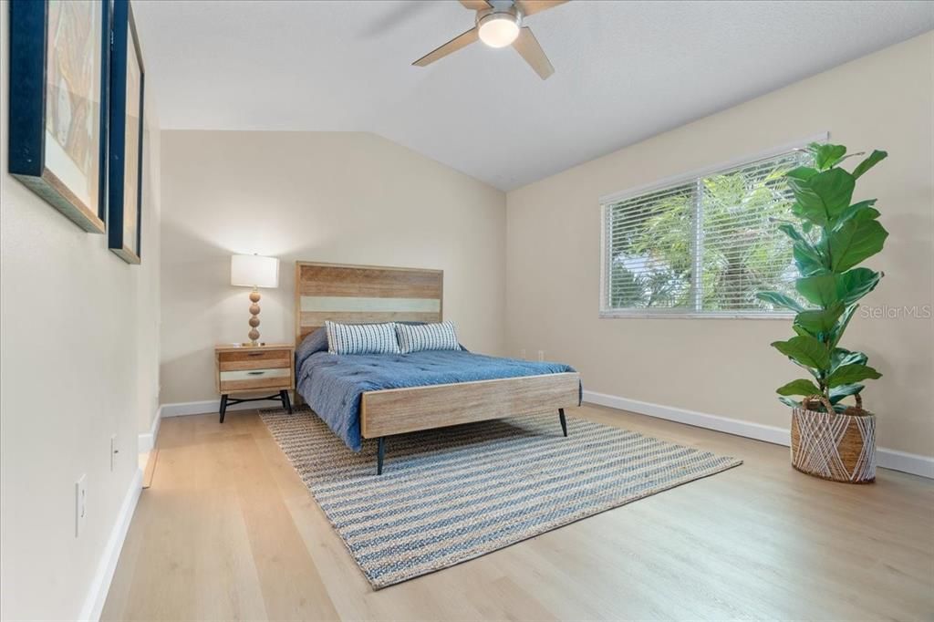 En Venta: $252,800 (3 camas, 2 baños, 1817 Pies cuadrados)