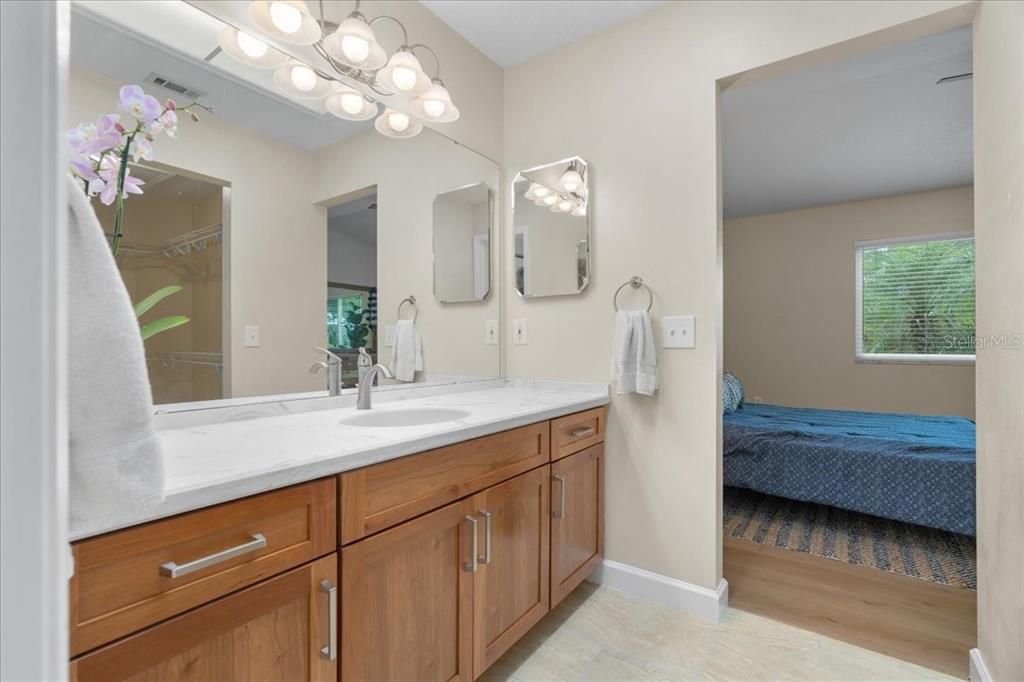 En Venta: $252,800 (3 camas, 2 baños, 1817 Pies cuadrados)