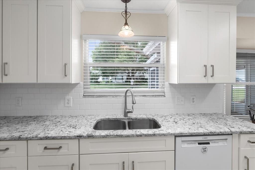 En Venta: $252,800 (3 camas, 2 baños, 1817 Pies cuadrados)