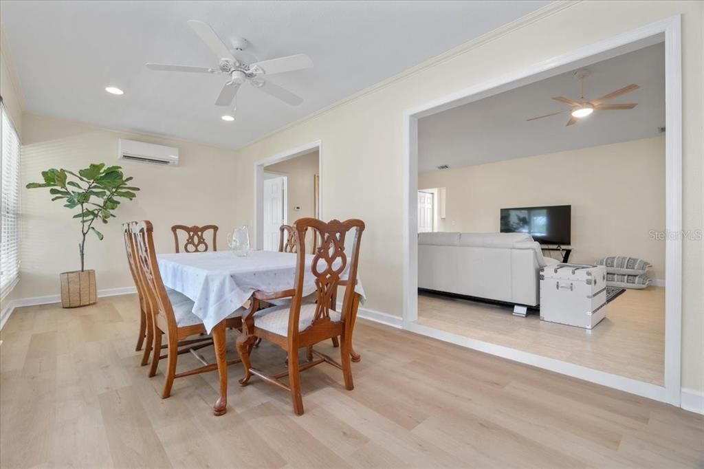 En Venta: $252,800 (3 camas, 2 baños, 1817 Pies cuadrados)