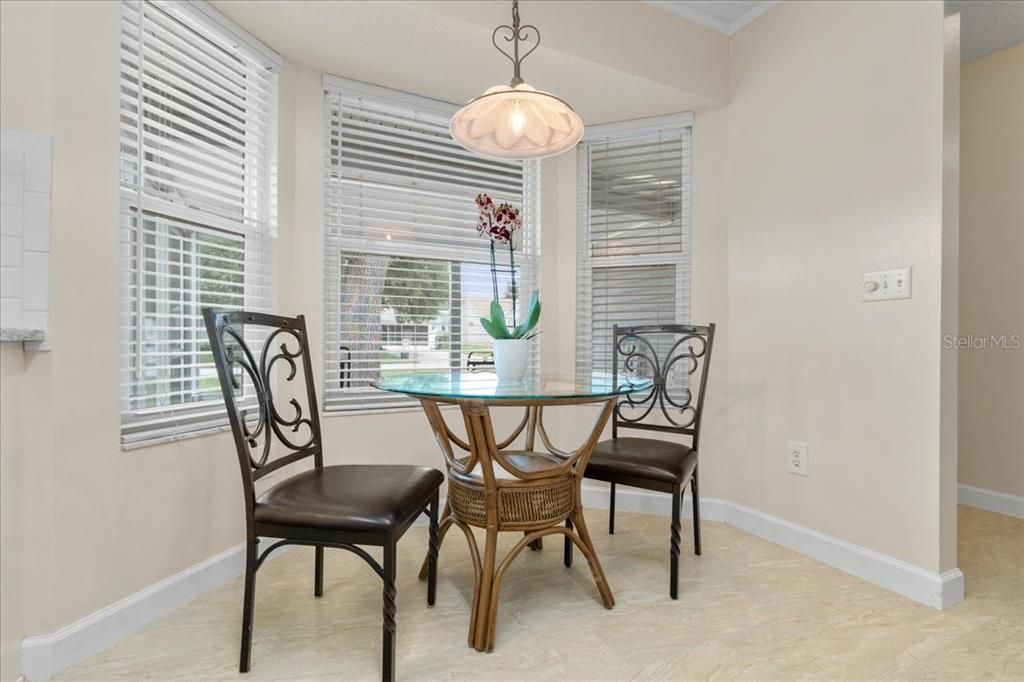 En Venta: $252,800 (3 camas, 2 baños, 1817 Pies cuadrados)