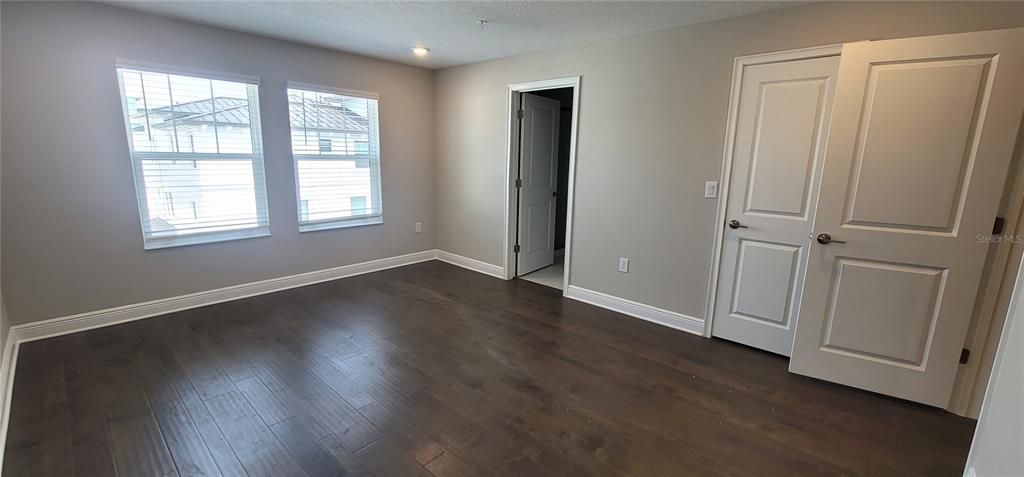 For Rent: $4,600 (3 beds, 3 baths, 2192 Square Feet)