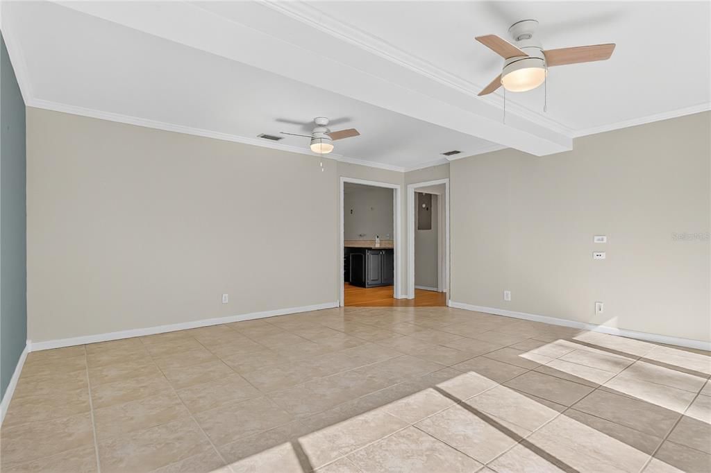 For Sale: $429,000 (3 beds, 2 baths, 1519 Square Feet)