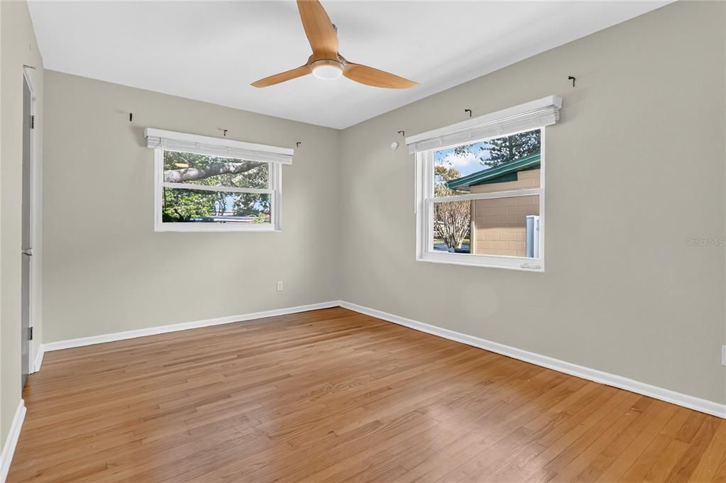 For Sale: $429,000 (3 beds, 2 baths, 1519 Square Feet)