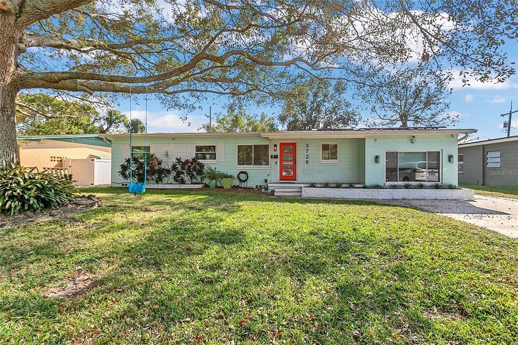 For Sale: $429,000 (3 beds, 2 baths, 1519 Square Feet)