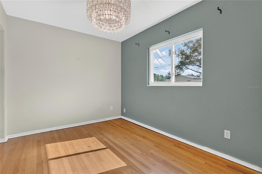 For Sale: $429,000 (3 beds, 2 baths, 1519 Square Feet)