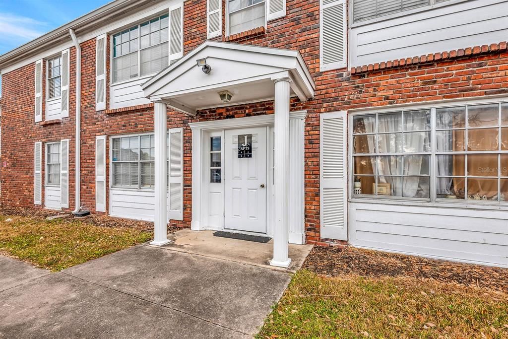 En Venta: $105,000 (2 camas, 2 baños, 909 Pies cuadrados)